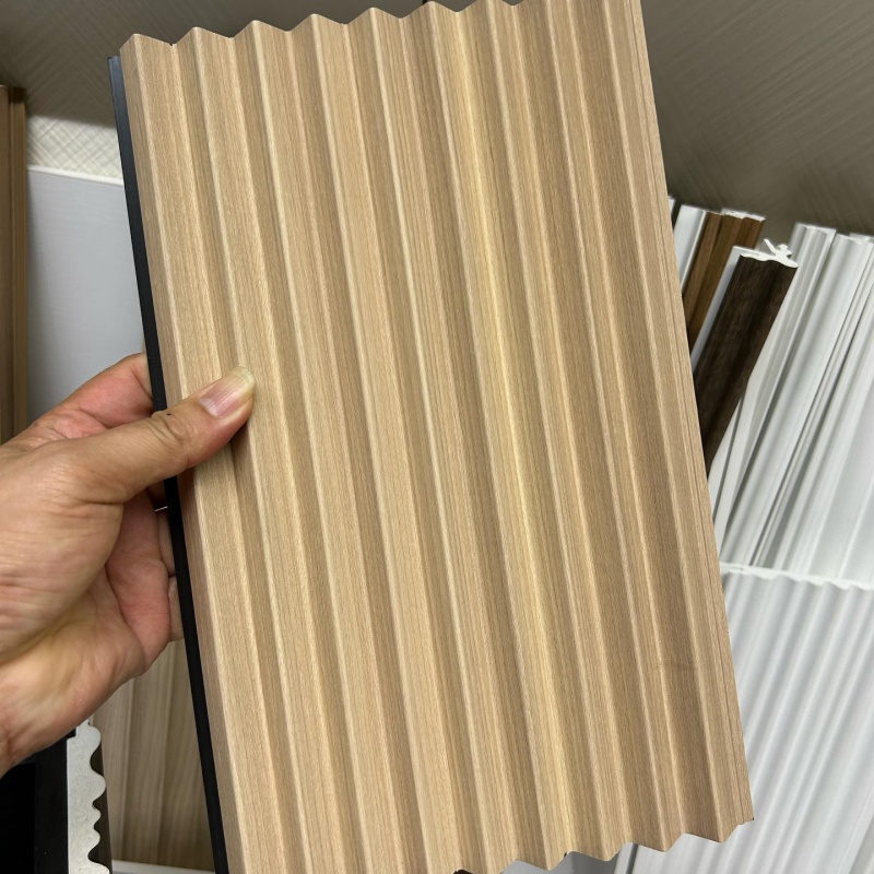 New Building Materials External Fluted Wood Plastic Composite Outdoor WPC/PVC Wall Fence Panel Papel De Parede