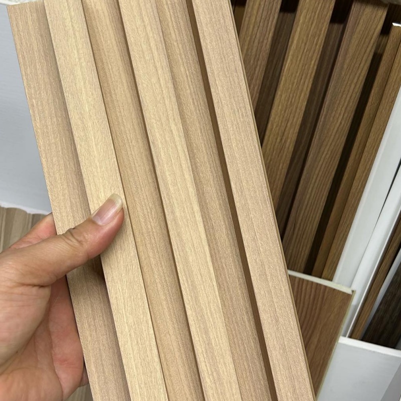 New Building Materials External Fluted Wood Plastic Composite Outdoor WPC/PVC Wall Fence Panel Papel De Parede